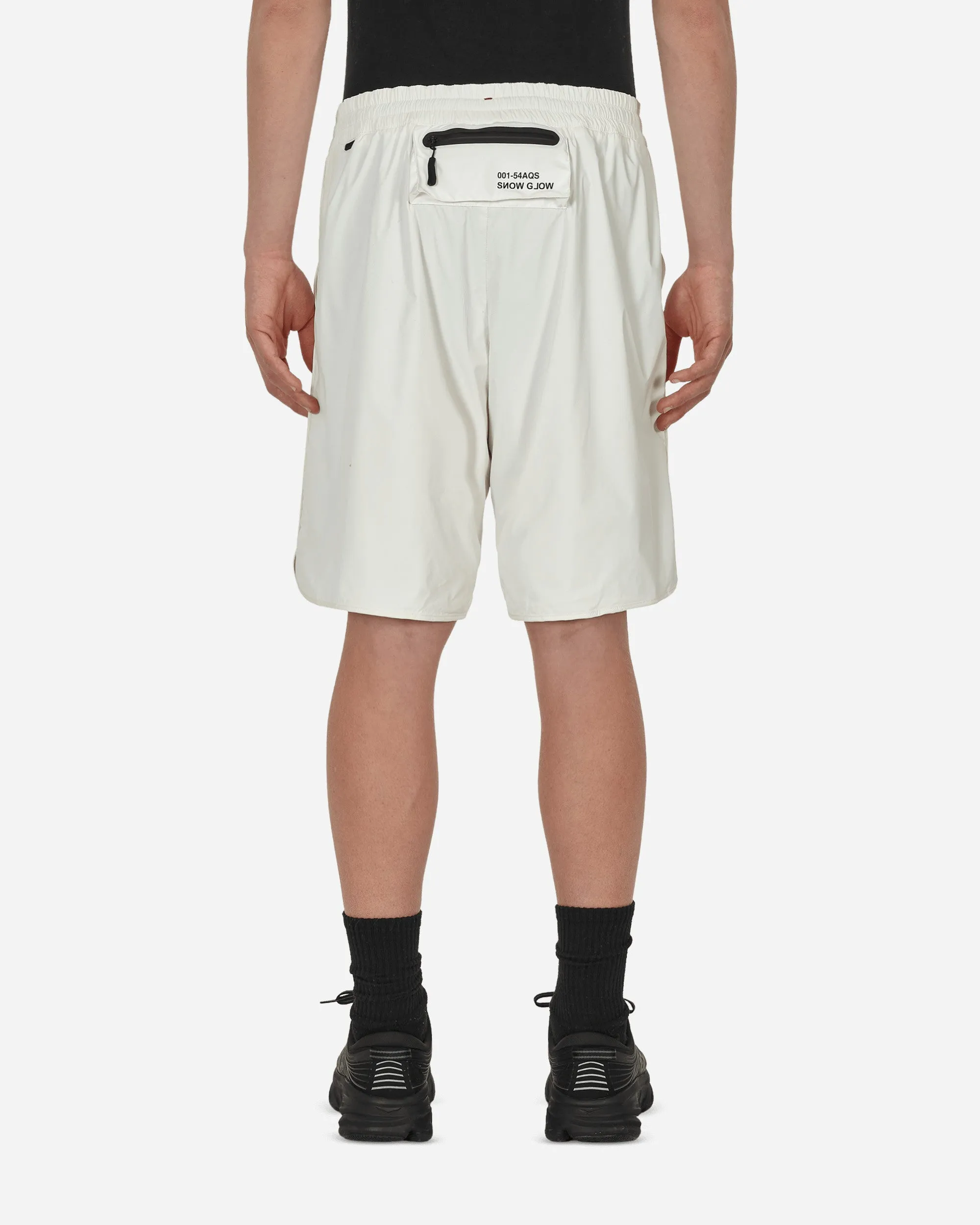 Day-Namic Shorts White