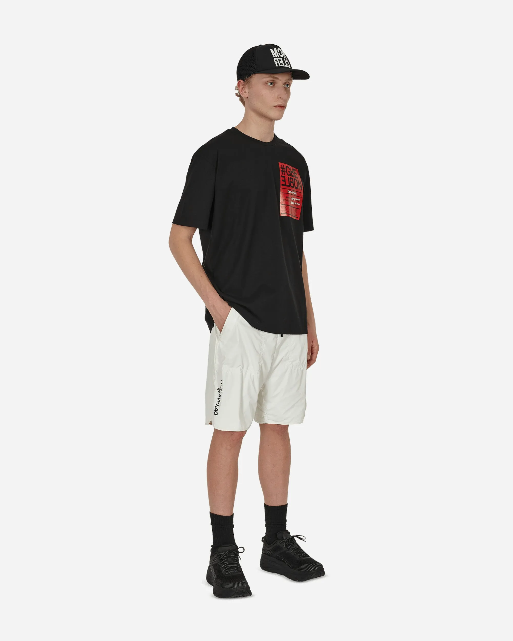Day-Namic Shorts White