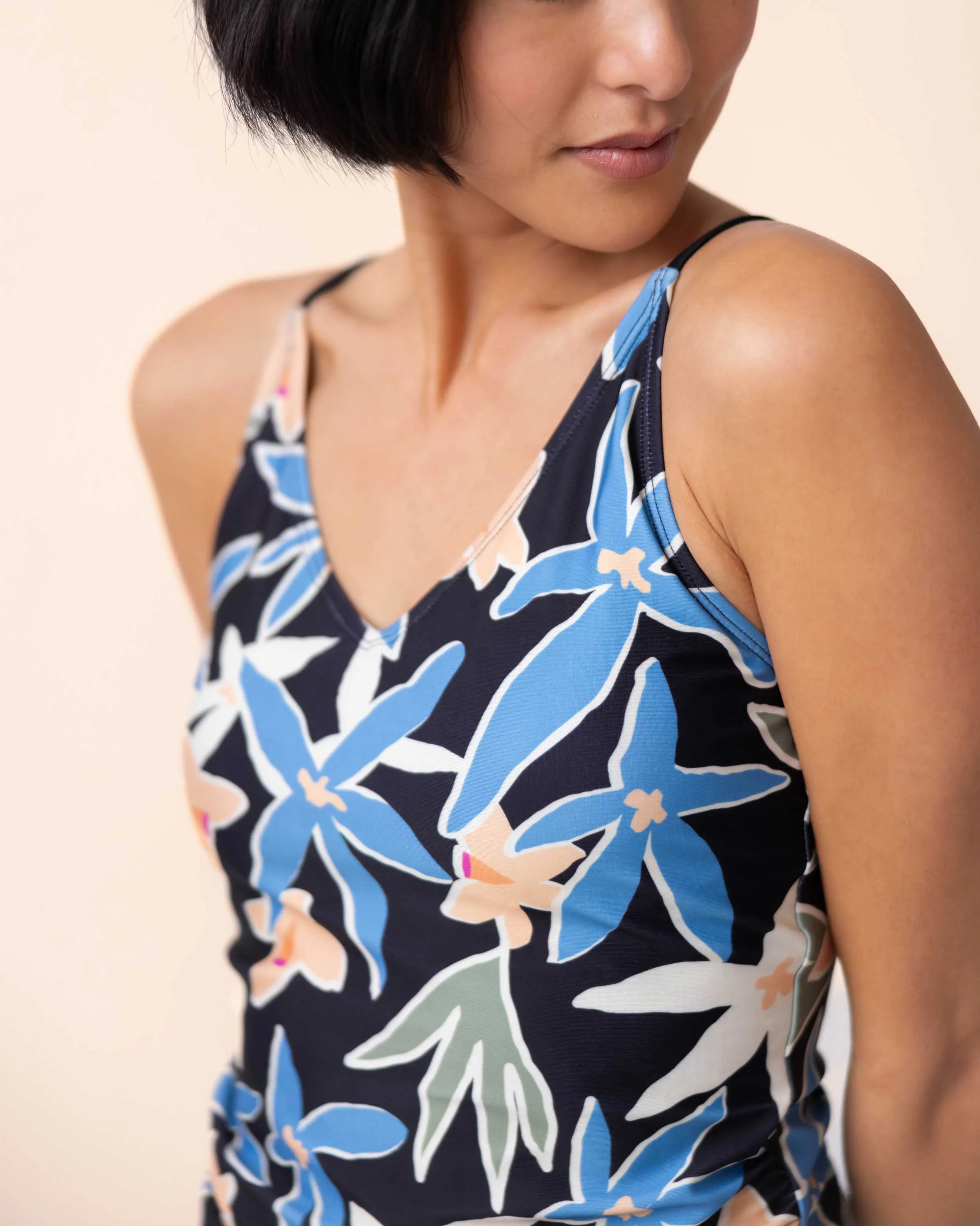 Raven V-Neck Tankini