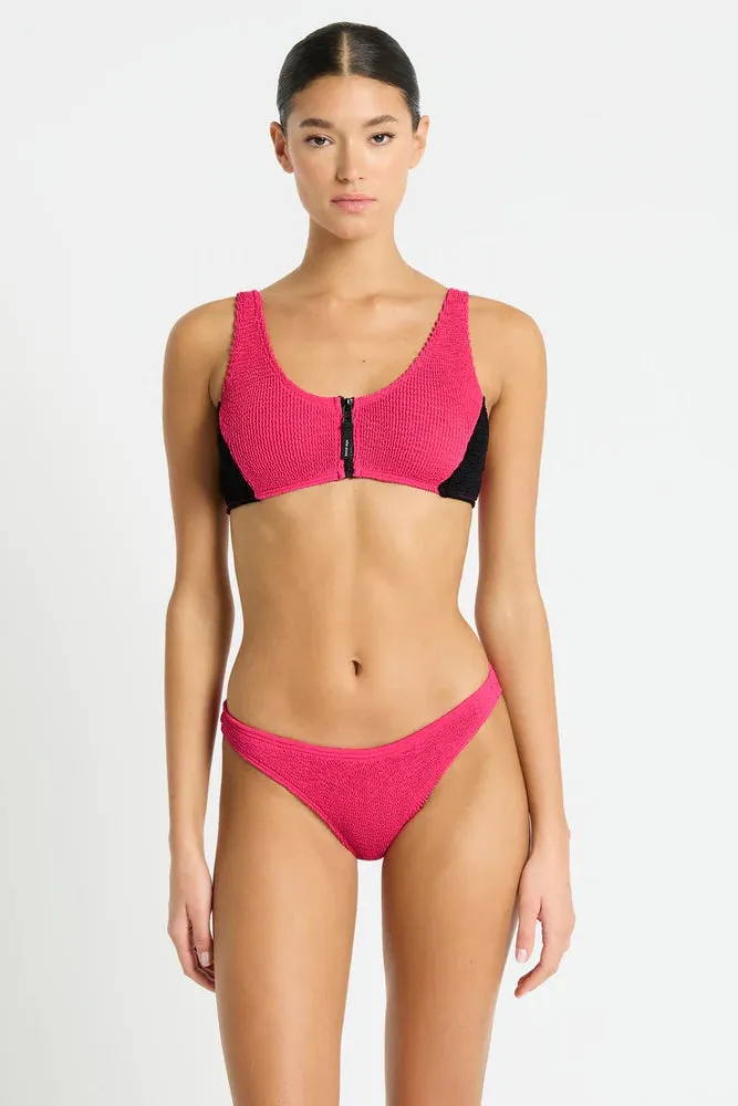 Splice Scout Crop Raspberry Black
