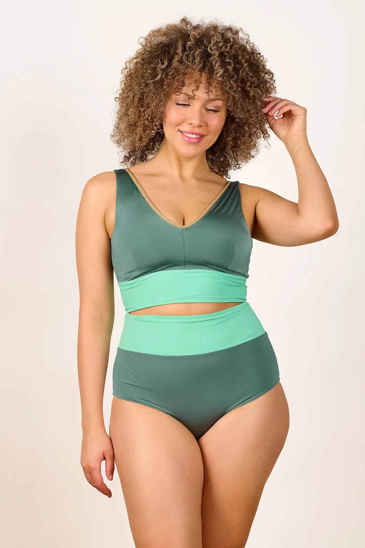 Yoga Top Shine '25