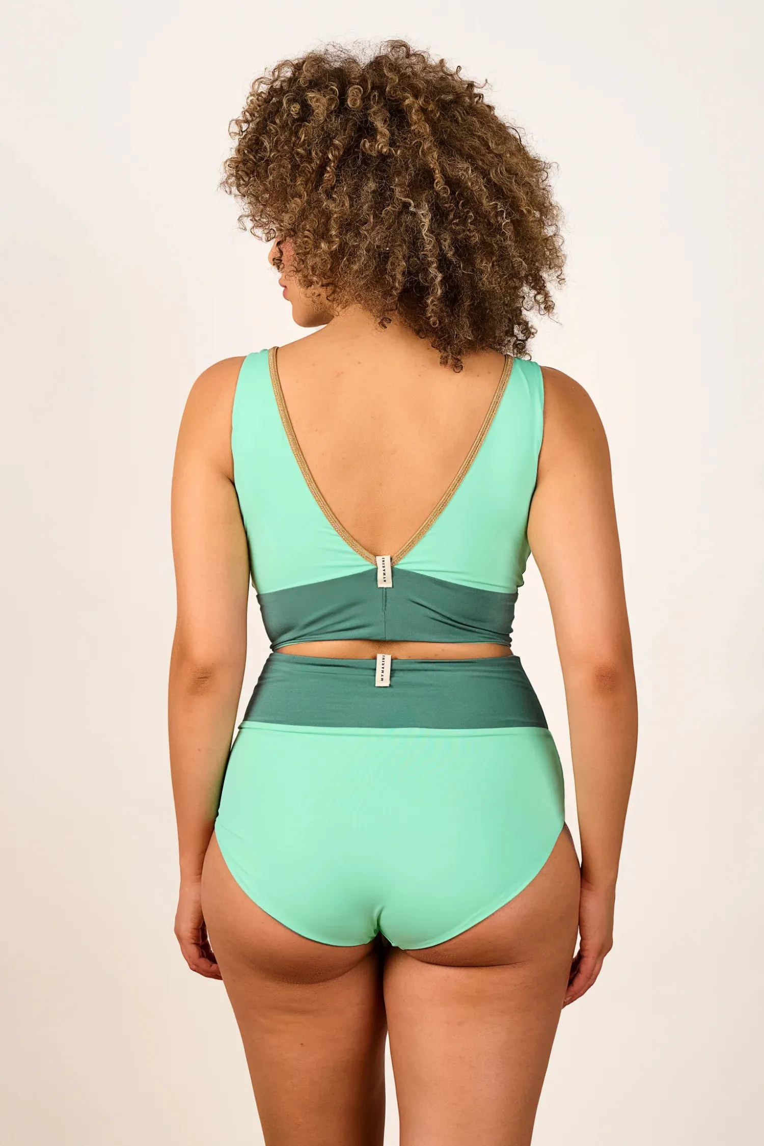 Yoga Top Shine '25